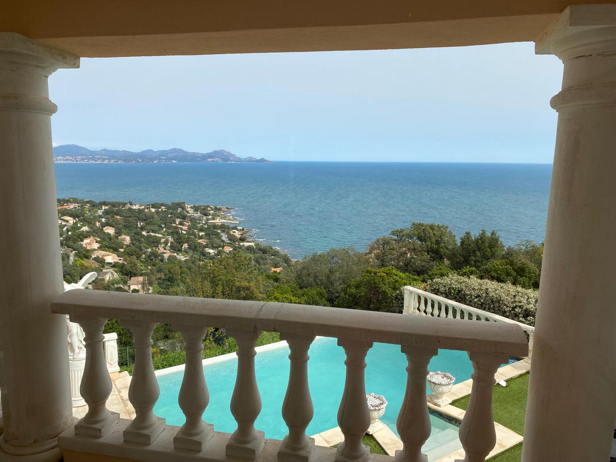 Villa Goonie Les Issambres Exterior photo